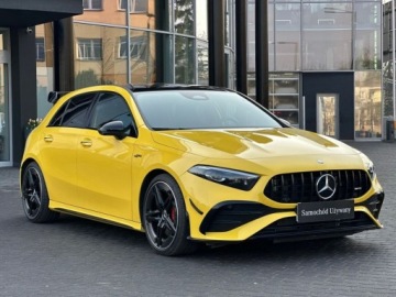 Mercedes Klasa A W177/V177 Hatchback AMG Facelifting 2.0 A35 306KM 2023 Mercedes-Benz Klasa A 35 AMG Night PakietPremium PlusPanoramaBurmester Sal, zdjęcie 2