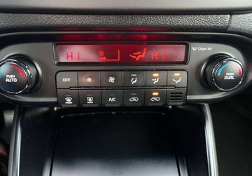 Kia Carens IV Minivan 1.7 VGT CRDI 136KM 2013 Kia Carens 1.7D 136KM 7Msc.Klimatr.Kamera2xPDC AluZima Ledy Grzane Fakt.Gw, zdjęcie 26