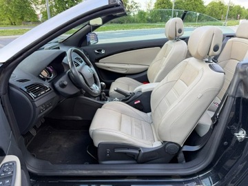 Renault Megane III 2014 Renault Megane III Lift Cabrio 2014 1,2TCE 131km, zdjęcie 9