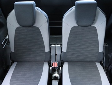 Citroen Grand C4 Picasso II Grand Picasso 1.6 e-HDi 114KM 2014 Citroen C4 Grand Picasso 1.6 HDi, 7 miejsc, Navi, zdjęcie 16