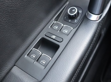 Volkswagen Passat B7 Variant 2.0 TDI CR DPF BlueMotion 170KM 2010 VW Passat 2.0 TDI, 167 KM, DSG, Klima, zdjęcie 17