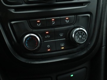 Opel Mokka I SUV 1.6 Ecotec 115KM 2015 Opel Mokka 1.6, Salon Polska, GAZ, Klima, zdjęcie 16