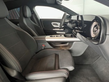 Mercedes CLA C118/X118 2026 MERCEDES-BENZ CLA 200 AMG Line Sedan 1.5 (163KM) 2026, zdjęcie 13