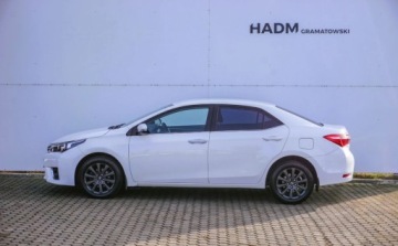 Toyota Corolla XI Sedan 1.6 Valvematic 132KM 2016 Toyota Corolla Toyota Corolla 1.6 132km 1.6 Benzyna 132KM, zdjęcie 5