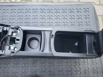 Peugeot 308 T9 GT Tunel Środkowy