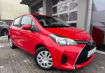 Toyota Yaris III Hatchback 5d Facelifting 1.0 VVT-i 69KM 2016 Toyota Yaris Salon Polska, Serwis ASO, Czujniki park. 1 rej IV 2017r. 69KM