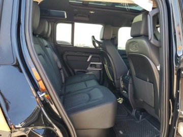 Land Rover Defender IV (L663) 2022 Land Rover Defender 110 X-Dynamic Se 2022 3.0l 3.0 Benzyna 395KM, zdjęcie 10