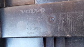 VOLVO C40 XC40 --- SKŘÍŇKA VANA KUFR PŘEDNÍ 32239221