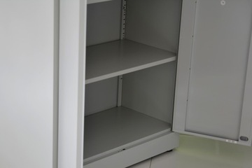 Металлический шкаф для хранения инструментов А2 для автомастерской