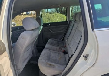 Volkswagen Passat B5 Kombi 1.9 TDI 130KM 2003 Volkswagen Passat Volkswagen Passat 1.9 TDI Comfortline 1.9 Diesel 130KM, zdjęcie 5