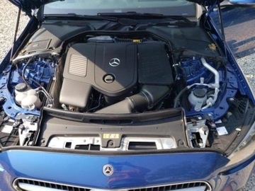 Mercedes 2024 Mercedes-Benz Klasa C 2024, 2.0L, 4x4, od ubezpieczalni, zdjęcie 10