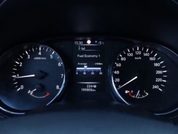 Nissan Qashqai II Crossover 1.2 DIG-T 115KM 2014 Nissan Qashqai 1.2 DIG-T, Klima, Klimatronic, zdjęcie 10