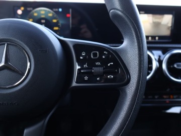 Mercedes CLA C118/X118 Coupe 2.0 200d 150KM 2021 Mercedes CLA 200 d, Navi, Klima, Klimatronic, zdjęcie 16