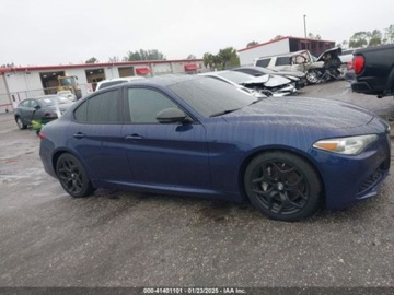 Alfa Romeo Giulia II Sedan Facelifting 2.0 Turbo 280KM 2021 Alfa Romeo Giulia 2021 2.0l 2.0 Benzyna 280KM, zdjęcie 1