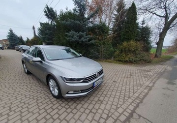 Volkswagen Passat B8 Limousine 2.0 TDI BlueMotion Technology 150KM 2015 Volkswagen Passat Volkswagen Passat 2.0 TDI SCR DSG Highline 2.0 Diesel, zdjęcie 1