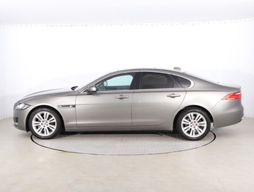 Jaguar XF II Sedan 2.0 i4D 240KM 2017 Jaguar XF 25d AWD, Salon Polska, Serwis ASO, zdjęcie 2