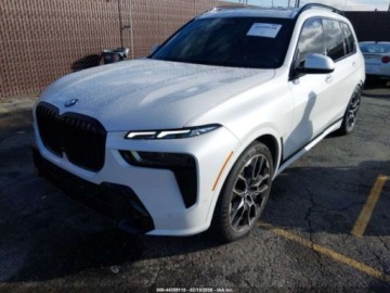 BMW X7 2024 BMW X7 2024 BMW X7 XDRIVE40I 3.0 Benzyna 375KM, zdjęcie 11