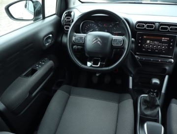 Citroen C3 Aircross  I Crossover 1.2 PureTech 110KM 2019 Citroen C3 Aircross 1.2 PureTech, Salon Polska, zdjęcie 6