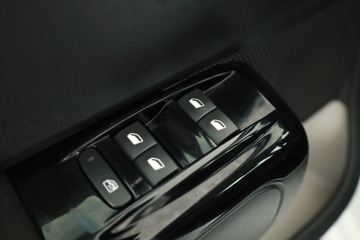 Citroen C3 III Hatchback 1.2 PureTech 82KM 2019 Citroen C3 1.2 PureTech, Klima, Klimatronic, zdjęcie 14