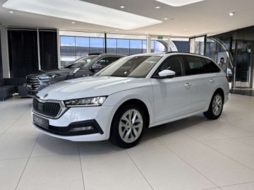 Skoda Octavia IV Kombi 2.0 TDI 115KM 2022 Skoda Octavia Ambition Kamera cofania CarPlayAndroid Auto LED 2.0