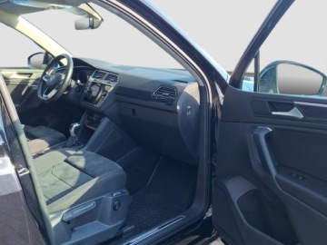 Volkswagen Tiguan II SUV 1.5 TSI EVO 150KM 2020 Volkswagen Tiguan VW Tiugan 1.5 TSI Elegance Premium DSG IQ Light IQ Drive, zdjęcie 31