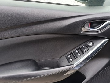 Mazda 6 III Kombi Facelifting 2016 2.0 SKYACTIV-G 145KM 2018 Mazda 6 Navigacja 2,0, zdjęcie 17