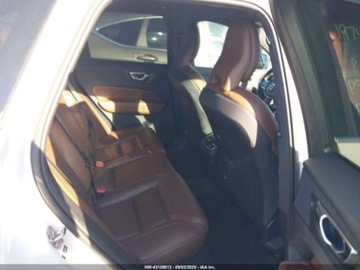Volvo XC60 II 2022 Volvo XC 60 B6 Inscription 2022 2.0l 2.0 Benzyna 295KM, zdjęcie 11