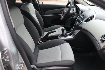 Chevrolet Cruze Hatchback 5d 1.8 16V DOHC 141KM 2012 Chevrolet Cruze 1.8 i 16V, Salon Polska, zdjęcie 7