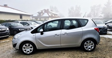 Opel Meriva II Mikrovan 1.4 Turbo ECOTEC 120KM 2011 Opel Meriva 1.4 Benzyna 120KM, zdjęcie 24