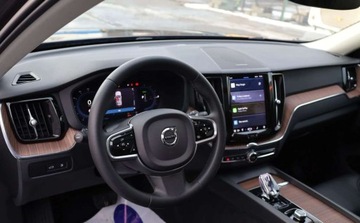Volvo XC60 II 2023 Volvo XC 60 Volvo XC 60 T6 AWD Plug-In Hybrid R-Design 2.0 Hybryda Plug-in, zdjęcie 28
