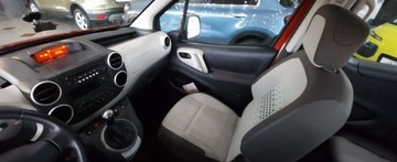 Citroen Berlingo II Van Long Facelifting 1.6 HDi 92KM 2015 Citroen Berlingo Citroen berlingo Multispace Tylko 129 tys.przebiegu 1.6, zdjęcie 33