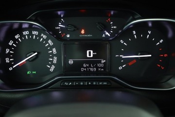 Citroen C3 III Hatchback 1.2 PureTech 82KM 2019 Citroen C3 1.2 PureTech, Klima, Klimatronic, zdjęcie 7