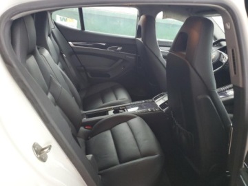 Porsche Panamera I Limuzyna Facelifting 3.0 416KM 2015 Porsche Panamera Se Hybrid 2015 3.0 Hybryda 416KM, zdjęcie 10