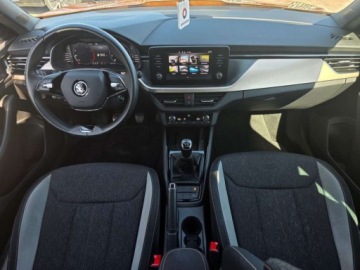 Skoda Kamiq Crossover 1.0 TSI 110KM 2022 Skoda Kamiq 1.0TSI 110KM Style Pakiet Comfort Pakiet promocyjny Tech Serwi, zdjęcie 26