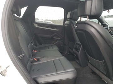 Porsche Cayenne III 2024 Porsche Cayenne 2024r., AWD, od ubezpieczalni 3.0 Benzyna 350KM, zdjęcie 10