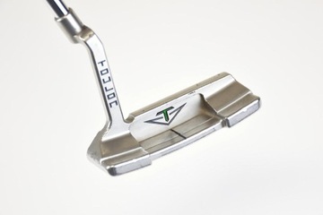 Клюшка Odyssey Toulon Putter 33 дюйма