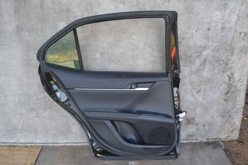 DVEŘE LEVÉ ZADNÍ LEVÝ TOYOTA CAMRY 8 VIII 17-