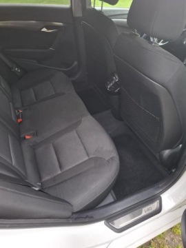 Hyundai i40 Kombi Facelifting 1.7 CRDi 141KM 2015 Hyundai i40 Kombi 1.7 CRDi DCT Premium 141KM 2015r przestronny i komfortowy, zdjęcie 14