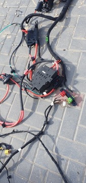 HLAVNÍ SVAZEK CAYENNE 2024 4M2971225AH 9Y0971311 JAKO NOVÁ