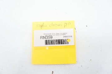 RN359 VW PASSAT B8 SKLO (OKNO) DVEŘE PRAVÝ PŘEDNÍ 15R