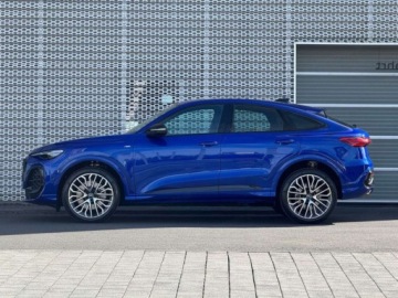 Audi 2025 AUDI Q5 TFSI quattro S line Sportback Suv 2.0 (204KM) 2025, zdjęcie 1