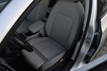 Volkswagen Golf VIII Variant 1.5 eTSI 150KM 2021 Volkswagen Golf Variant Variant 1.5TSI 150KM Pakiety LED ACC Podgrz.fotele, zdjęcie 24