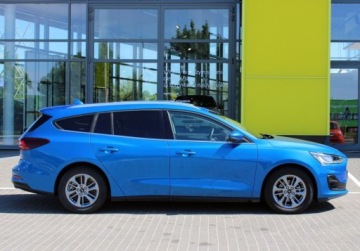 Ford Focus IV Kombi Facelifting 1.0 EcoBoost 125KM 2024 Ford Focus 1.0 EcoBoost Hyb 125KM TitaniumX Pakiet Winter SalonPL FV23 Gwa, zdjęcie 32