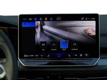 Volkswagen Golf VIII Variant 1.5 eTSI 150KM 2024 Volkswagen Golf 1.5 Benzyna 150KM, zdjęcie 35