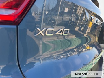 Volvo XC40 Crossover Facelifting 2.0 B4 197KM 2025 Volvo XC 40 VOLVO XC40 B4 Plus Dark Benzyna (197+1, zdjęcie 14