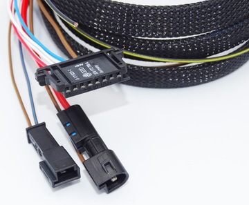 WIAZKA KLAPY BAGAŻNIK BMW E61 - DIVERSITY KOMPLET