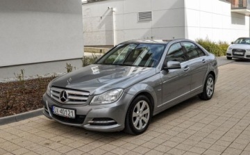 Mercedes Klasa C W204 Limuzyna 3.5 350 4MATIC 306KM 2012 Mercedes-Benz Klasa C 3,5 (306KM) 2012 r. Lift Automat 4Matic 3.5 Benzyna