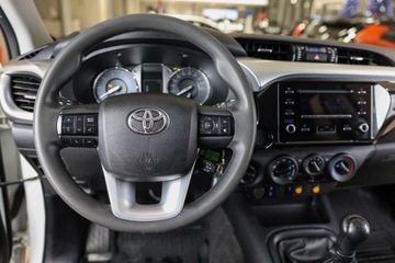 Toyota Hilux VIII Pojedyncza kabina Facelifting 2.4 D-4D 150KM 2021 Toyota Hilux, zdjęcie 22