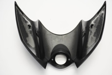 YAMAHA MT-01 1700 05-12 КРЫШКА ОБТЕКАТЕЛЯ ТОПЛИВНОГО БАКА