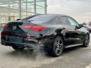 Mercedes CLA C118/X118 Coupe Facelifting 1.3 200 163KM 2024 MERCEDES-BENZ CLA 200 AMG Line Sedan 1.3 (163KM) 2024, zdjęcie 1